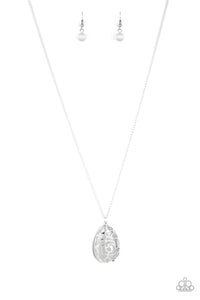 Gleaming Gardens White Necklace