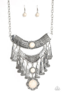 Sahara Royal White Necklace