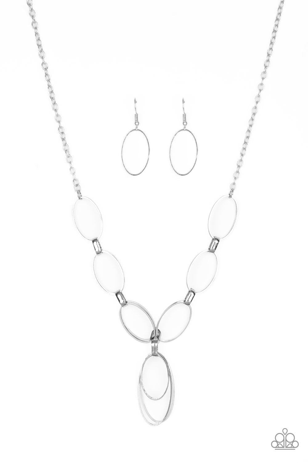 All OVAL Town Silver Necklace
