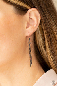 So Mod Black Necklace
