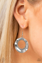 Load image into Gallery viewer, Simply Santa FE Fashion Fix