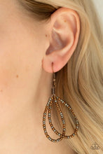 Load image into Gallery viewer, City Catwalk Copper Necklace