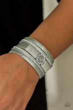 Load image into Gallery viewer, It Takes Heart - Green Bracelet