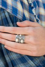 Load image into Gallery viewer, Simply Santa FE Fashion Fix set January 2021 - Susan&#39;s Jewelry Shop
